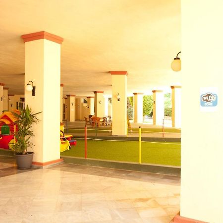 Romana Playa 555 Marbella Exterior photo