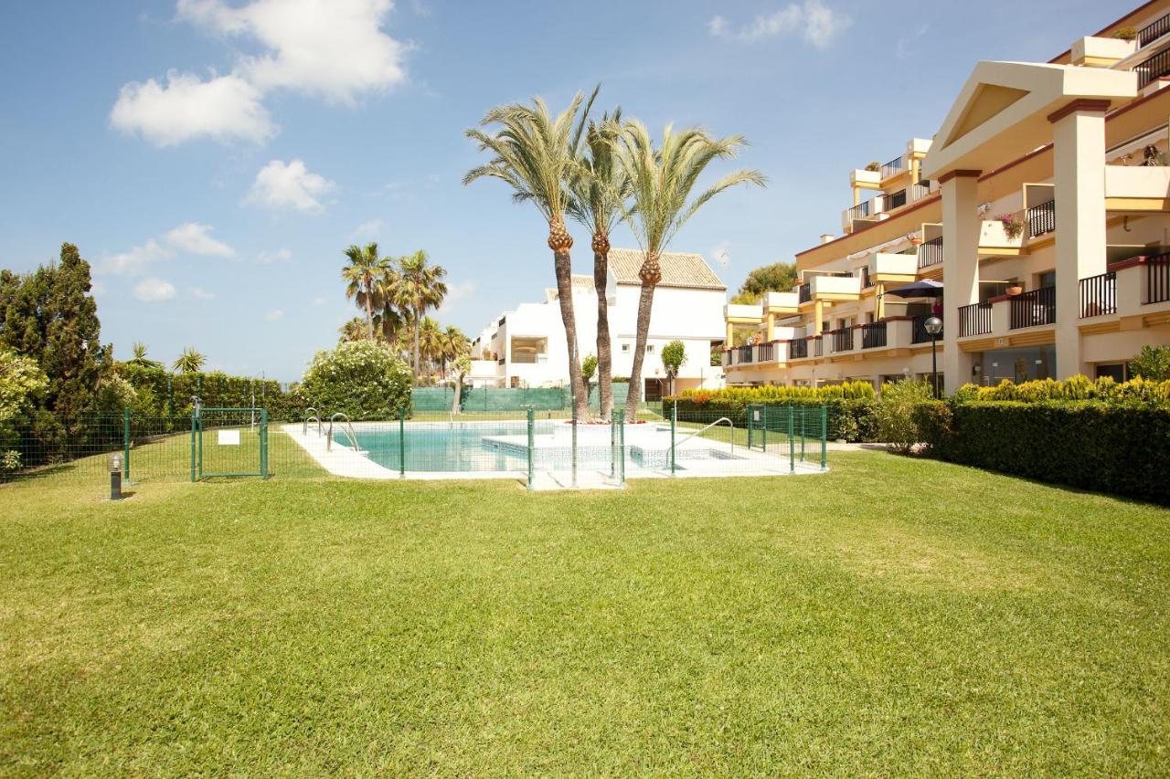 Romana Playa 555 Marbella Exterior photo